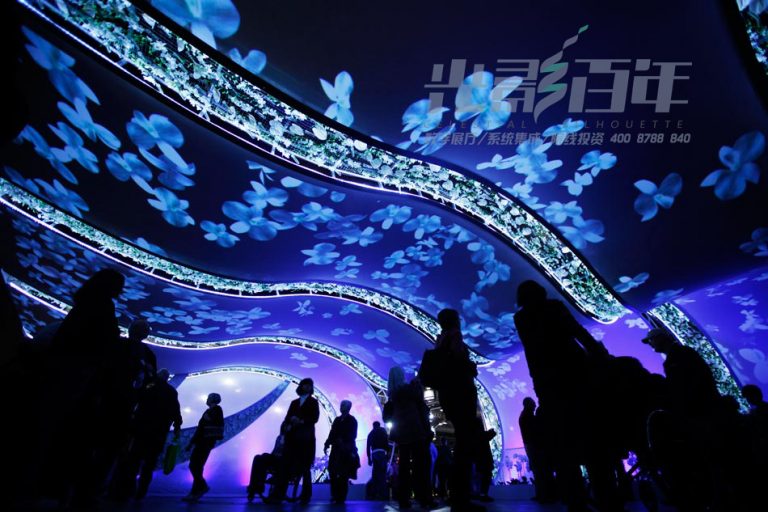 天幕投影的原理和優勢