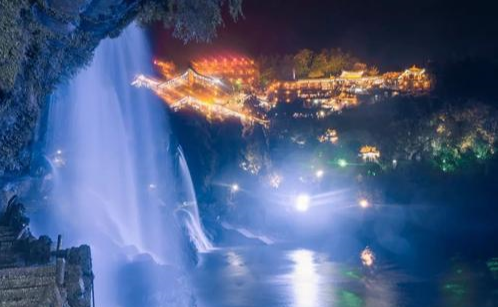 如何打造特色小鎮(zhèn)夜游 QQ截圖20200704161319